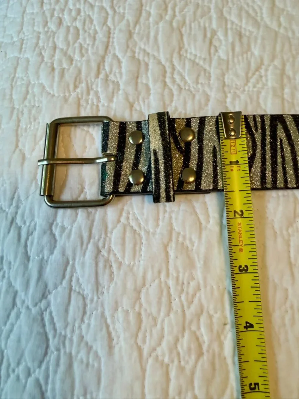 Silver & Black Zebra Glitter Belt – Roller Buckle – Size S – 1.5” W; 40